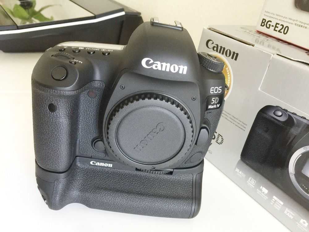 Camera Canon EOS 5D mark IV